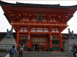 Kyoto 6 Hours South [Fushimi Inari, Sanju-sangendo, Pontocho]